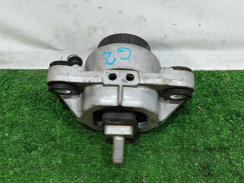 LR081532 Engine Mount 2.0TD Land Rover Discovery 5 L462 (2017-) Used cost 90 € in stock 2 pcs.