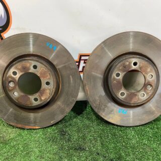 LR081594 Front brake disc Land Rover Discovery 5 L462 Used cost 32 € in stock 8 pcs.