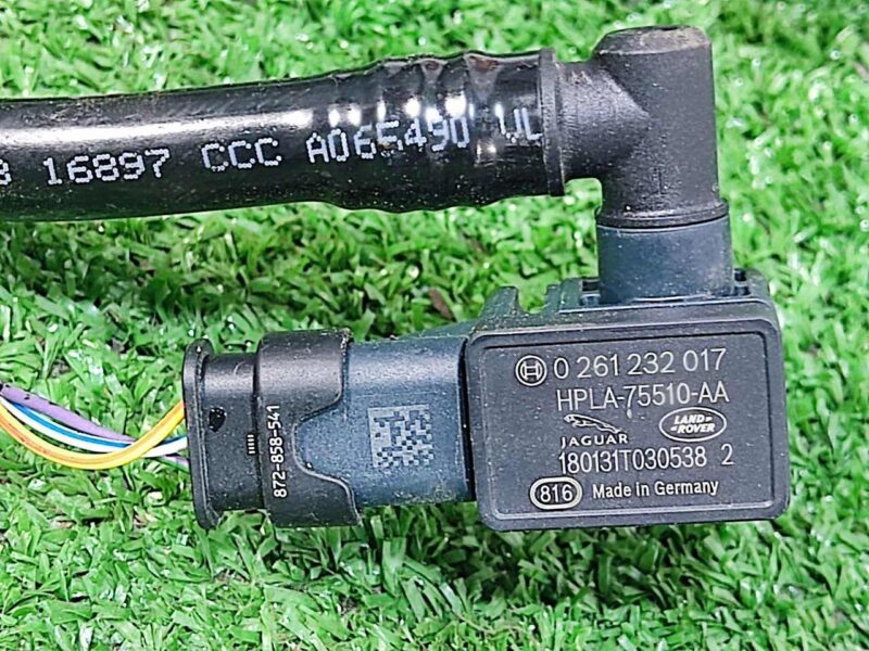 LR081606 Vacuum tube Land Rover Discovery 5 L462 (2017-) Used cost 42,36 € in stock 3 pcs.