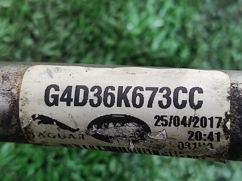 LR081636 Used RANGE ROVER VELAR oil return valve cost 20 € in stock 3 pcs.