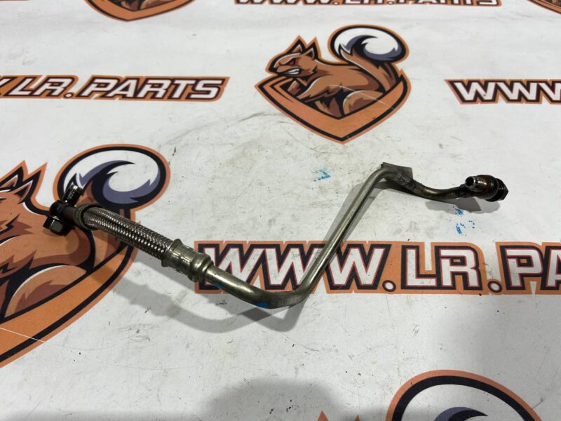 LR081640 Range Rover Velar L560 Oil Supply Pipeline (2018-) Used - Image 14