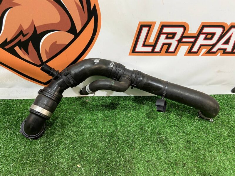 LR081663 Cooling pipe 3.0TD Range Rover Sport L494 (2014-2022) Used cost 40 € in stock 8 pcs.