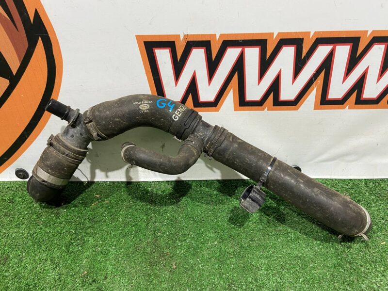 LR081663 Cooling pipe 3.0TD Range Rover Sport L494 (2014-2022) Used cost 40 € in stock 8 pcs.