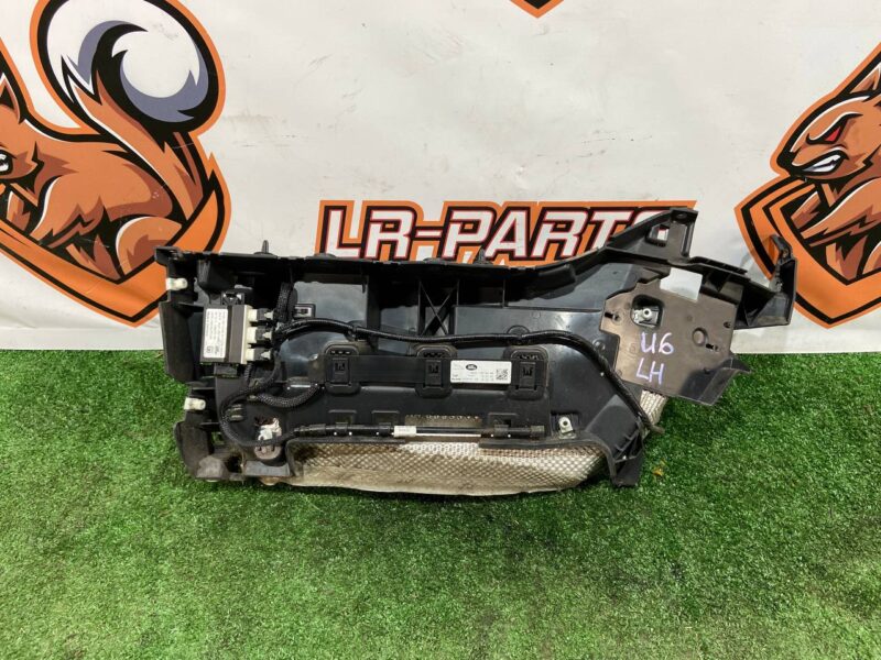 LR082100 Trunk Lock Control unit Right left LAND ROVER DISCOVERY 5 (L462) Used cost 48 € in stock 3 pcs.