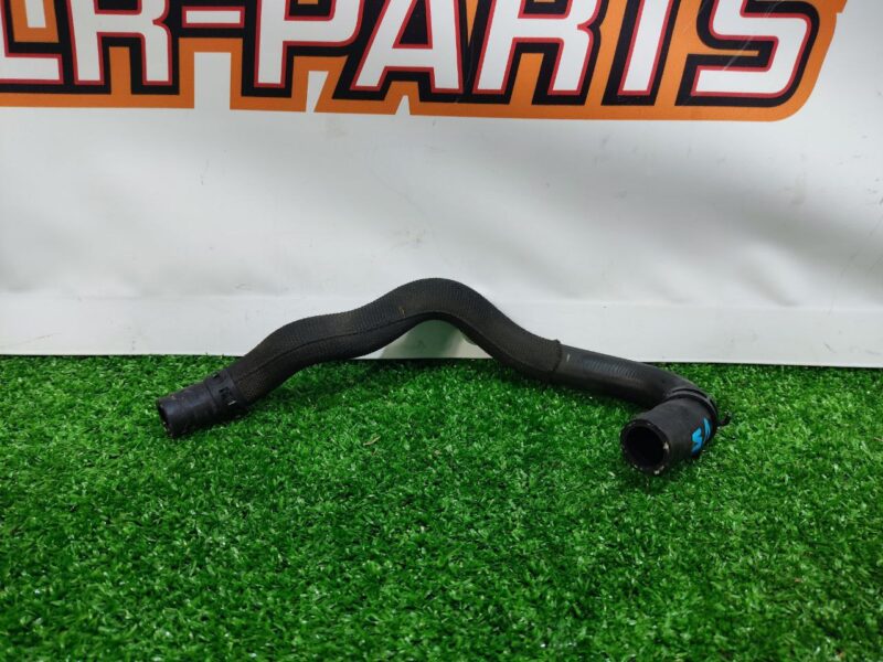 LR082239 Cooling pipe Range Rover Velar L560 (2018-) Used cost 24 € in stock 2 pcs.