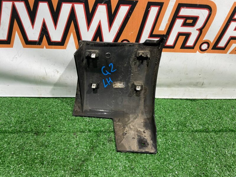 LR082682 Fender molding front left Land Rover Discovery 5 L462 used cost 36 € in stock 1 pcs.