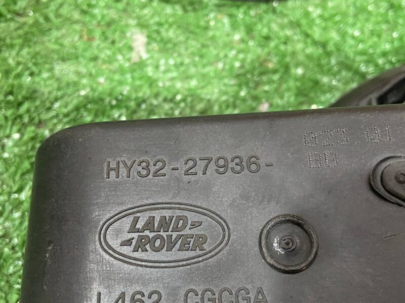LR082816 Tank flap Land Rover Discovery 5 L462 (2017-) USED cost 75 € in stock 3 pcs.