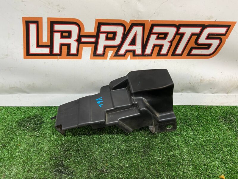 LR082867 Ventilation deflector left Land Rover Discovery 5 L462 (2017-) used cost 26,26 € in stock 2 pcs.