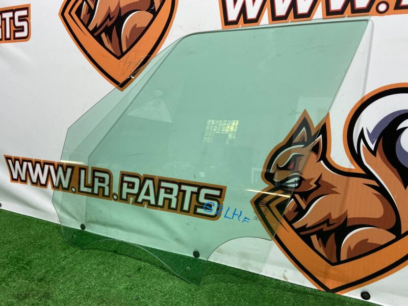LR082923 Front left door glass Land Rover Discovery 5 L462 (2017-) USED cost 80 € in stock 7 pcs.