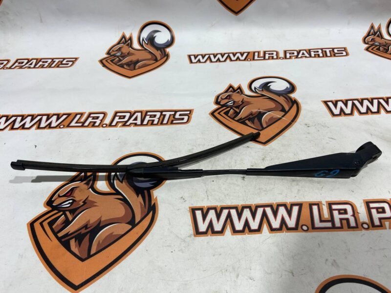 LR083129 Rear wiper arm Land Rover Discovery 5 L462 (2017-) used cost 20 € in stock 3 pcs.