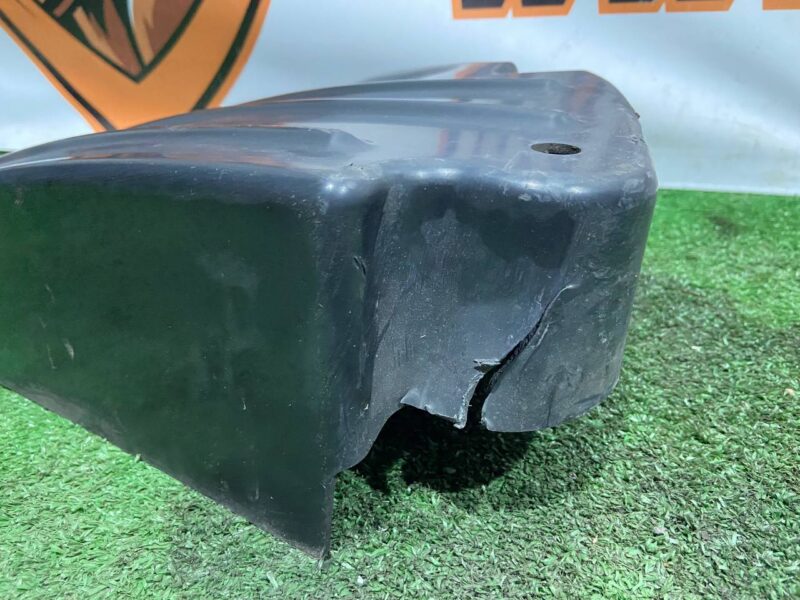LR083225 Rear protection Land Rover Discovery 5 L462 (2017-) used cost 55 € in stock 1 pcs.