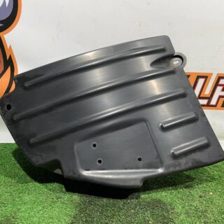 LR083225 Rear protection Land Rover Discovery 5 L462 (2017-) used cost 42,66 € in stock 1 pcs.