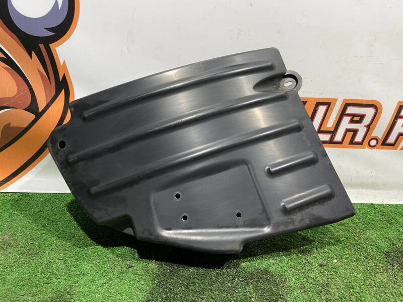 LR083225 Rear protection Land Rover Discovery 5 L462 (2017-) used cost 55 € in stock 1 pcs.