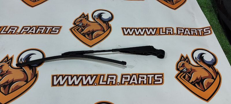 LR083265 Windshield wiper front left Land Rover Discovery 5 L462 Used cost 30 € in stock 1 pcs.