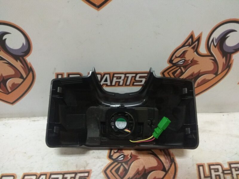 LR083275 Camera cover for Land Rover Discovery 5 Used cost 20 € in stock 1 pcs.