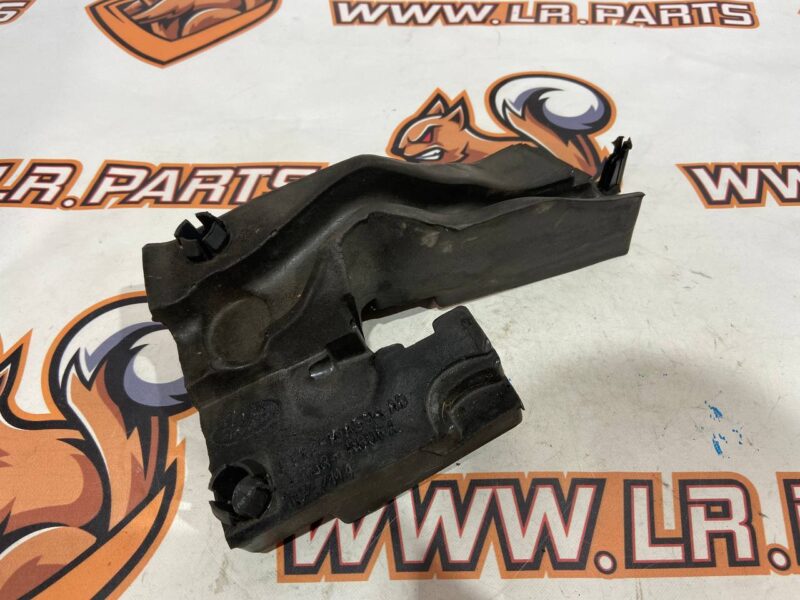 LR083277 Engine compartment insulator Land Rover Discovery 5 L462 (2017-) used cost 20 € in stock 1 pcs.