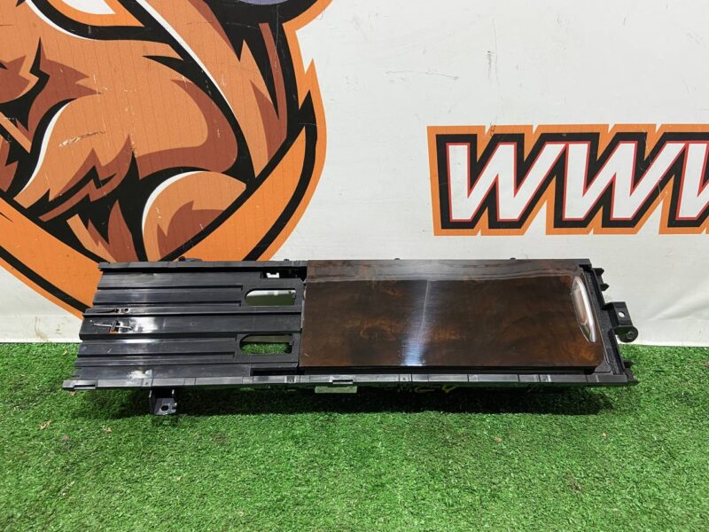 LR084039 Center console cup holder assembly Range Rover L405 (2013-2021) Used cost 100 € in stock 1 pcs.