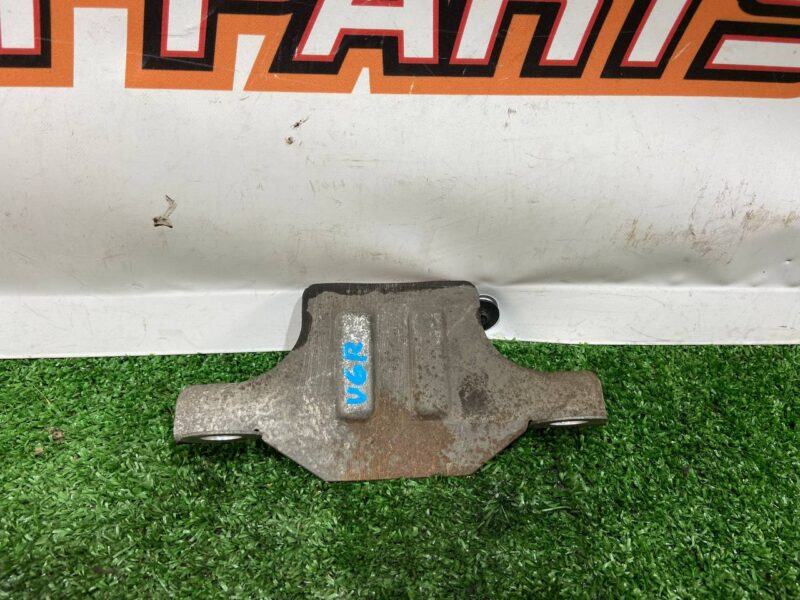 LR084045 Mudguard caliper front left right Range Rover Sport L494 Used cost 10 € in stock 1 pcs.