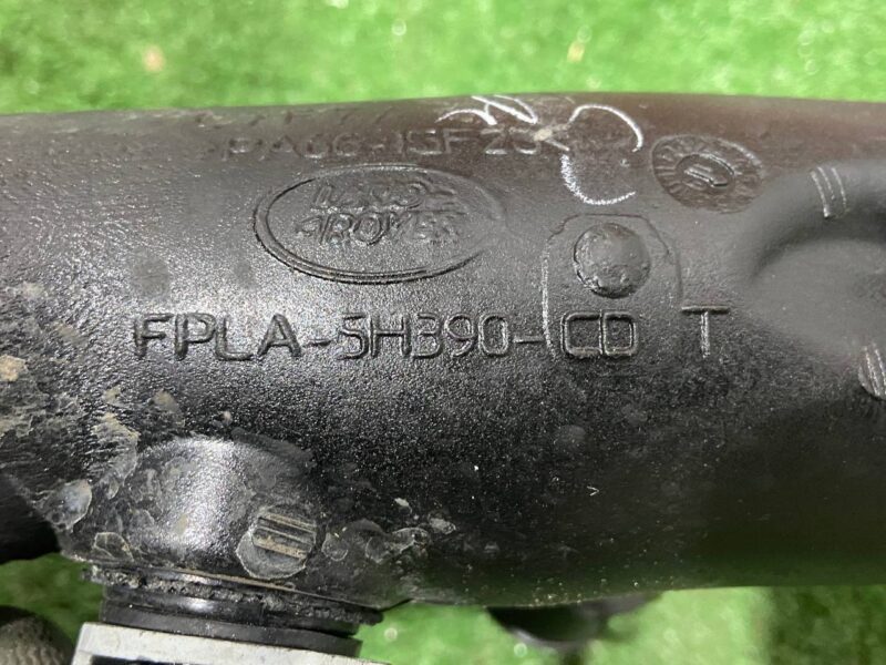 LR084060 3.0TD air filter nozzle Range Rover Sport L494 (2014-2022) Used - Image 12