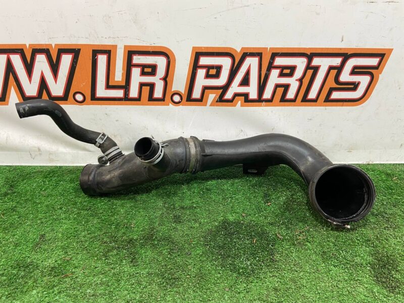 LR084060 3.0TD air filter nozzle Range Rover Sport L494 (2014-2022) Used cost 70 € in stock 5 pcs.