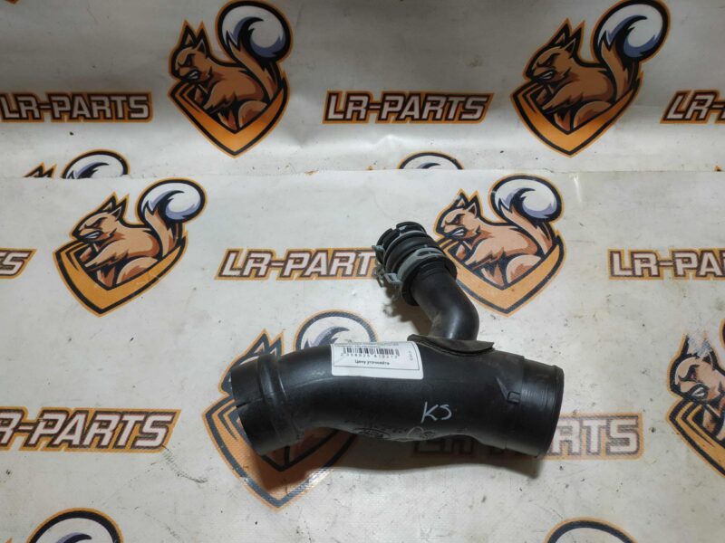 LR084060 3.0TD air filter nozzle Range Rover Sport L494 (2014-2022) Used cost 70 € in stock 5 pcs.