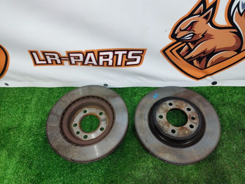 LR161897 Rear brake disc LAND ROVER DISCOVERY 5 (L462) Used cost 25 € in stock 4 pcs.