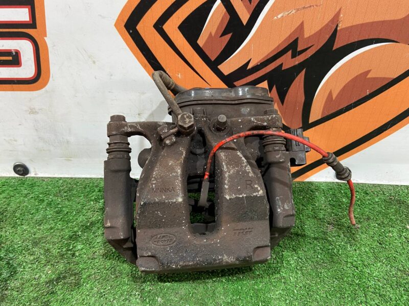 LR084114 Rear right caliper Land Rover Discovery 5 L462 (2017-) Used cost 83 € in stock 1 pcs.