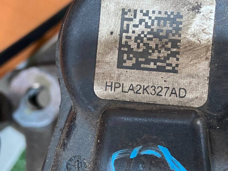 LR084114 Rear right caliper Land Rover Discovery 5 L462 (2017-) Used cost 83 € in stock 1 pcs.