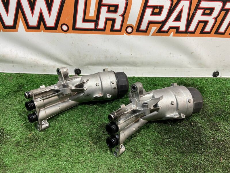 LR085935 Oil Filter housing 2.0TD LAND ROVER DISCOVERY 5 (L462) Used cost 70 € in stock 2 pcs.