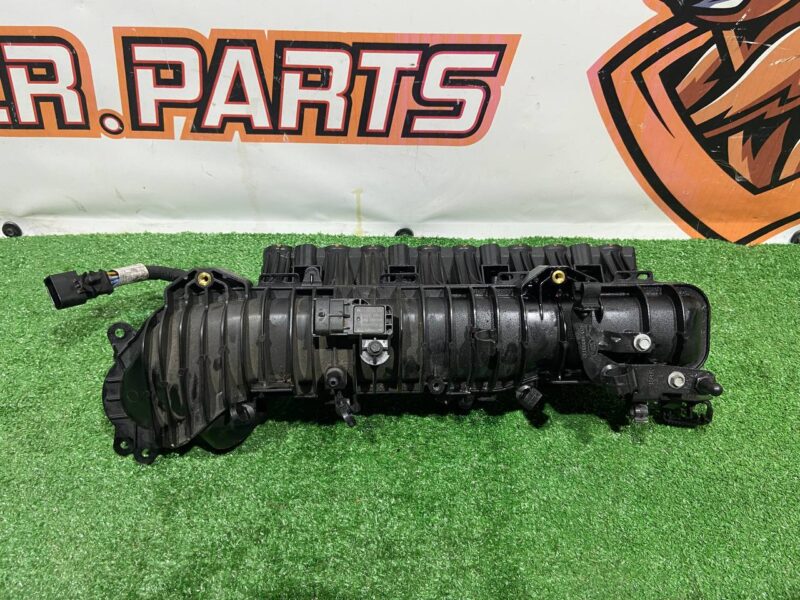 LR085938 Intake manifold 2.0TD mono turbo Range Rover Velar L560 (2018-) Used - Image 14