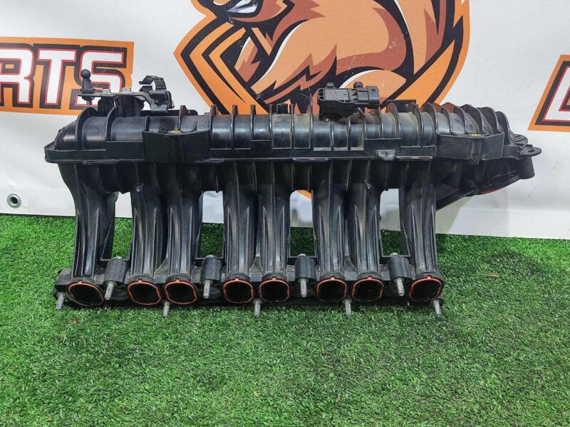 LR085938 Intake manifold 2.0TD mono turbo Range Rover Velar L560 (2018-) Used cost 225 € in stock 2 pcs.