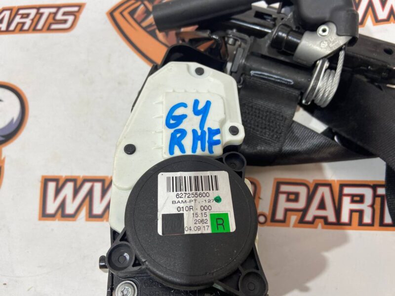 LR086236 Seat belt front right Range Rover L405 (2013-2021) used cost 150 € in stock 1 pcs.