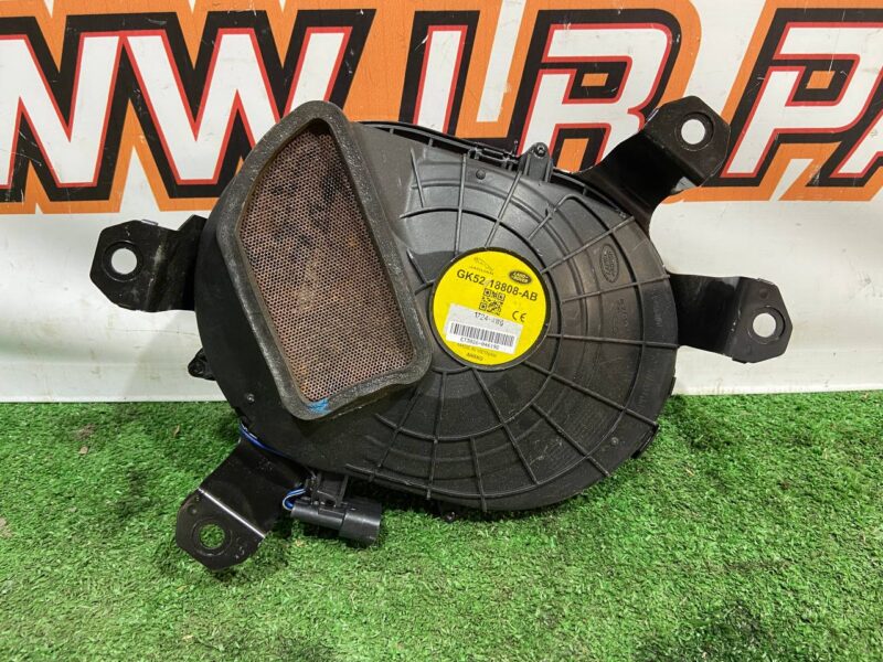 LR086354 Speaker sub-buffer Range Rover L405 (2013-2021) used cost 75 € in stock 2 pcs.