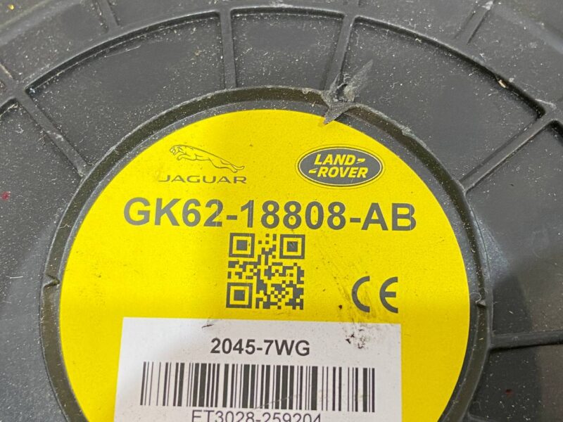 LR086410 Subwoofer speaker Range Rover Sport L494 (2014-2022) Used cost 100 € in stock 1 pcs.