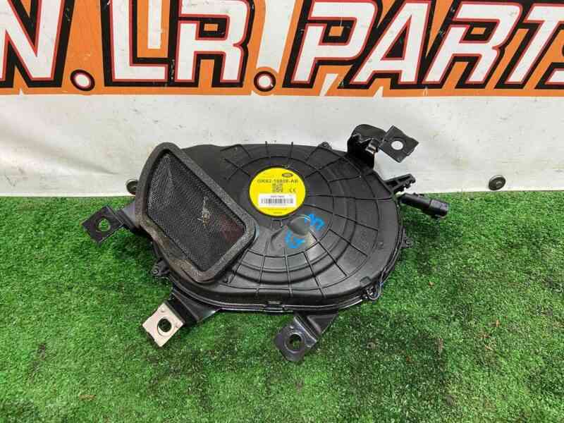 LR086410 Subwoofer speaker Range Rover Sport L494 (2014-2022) Used cost 100 € in stock 1 pcs.