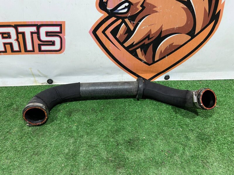 LR088290 Radiator Hose 3.0TD Range Rover Sport L494 (2014-2022) Used - Image 12