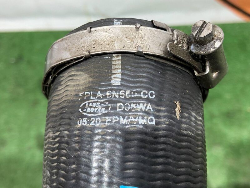 LR088290 Radiator Hose 3.0TD Range Rover Sport L494 (2014-2022) Used - Image 13
