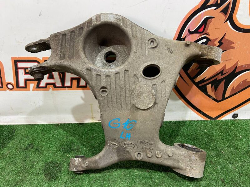 LR088530 Rear left lower lever Land Rover Discovery Sport L550 (2015-) USED cost 100 € in stock 2 pcs.