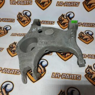 LR088530 Lever Rear left lower Land Rover Discovery Sport L550 (2015-) Used cost 58 € in stock 1 pcs.