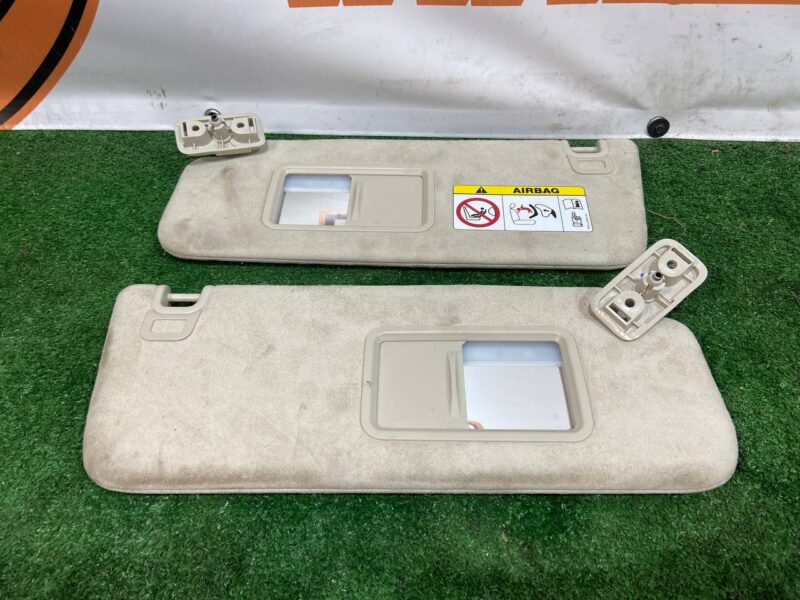 LR088733 Sun visor left Range Rover Sport L494 (2014-2022) used cost 75 € in stock 1 pcs.