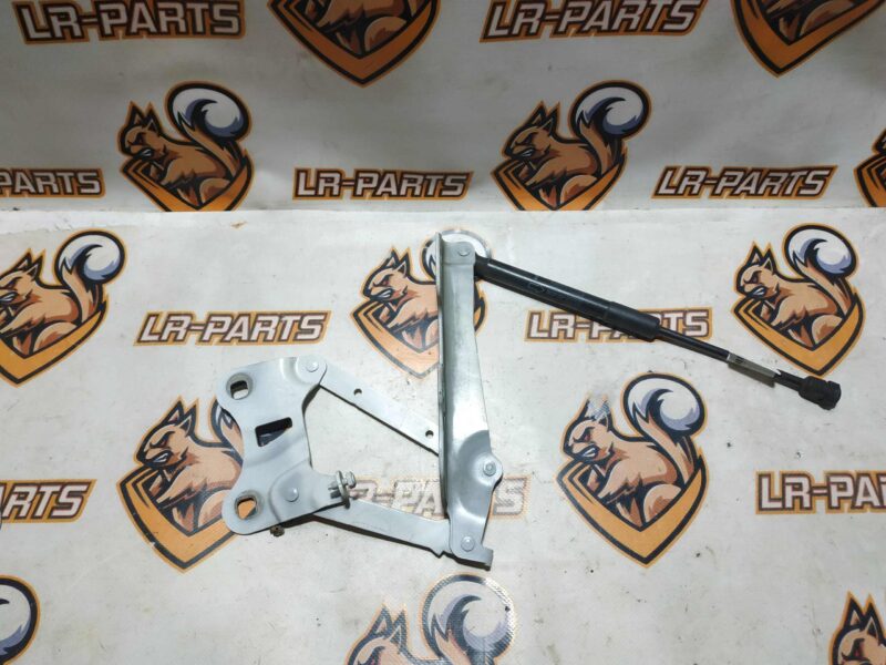 LR088985 Hood hinge left Range Rover L405 (2013-2021) Used cost 50 € in stock 11 pcs.