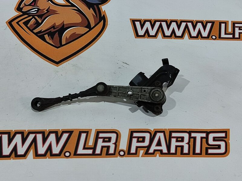 LR090681 Height sensor Rear right RANGE ROVER VELAR Used cost 70 € in stock 2 pcs.