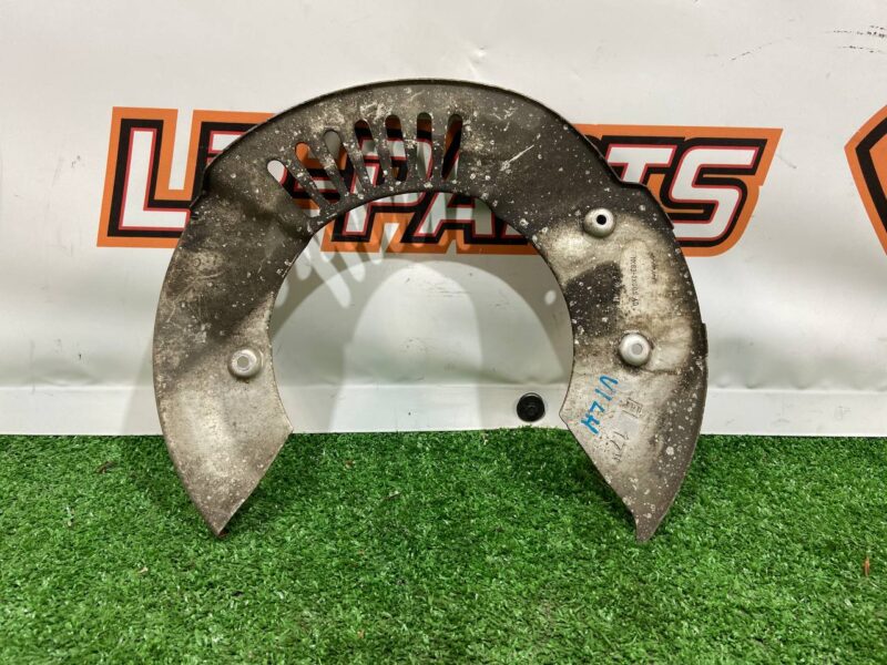 LR090694 Front brake disc protection left Range Rover Velar L506 Used cost 15 € in stock 2 pcs.