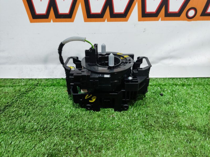 LR090991 Steering Wheel Switch Panel for Range Rover Velar L560 (2018-) Used cost 40 € in stock 2 pcs.