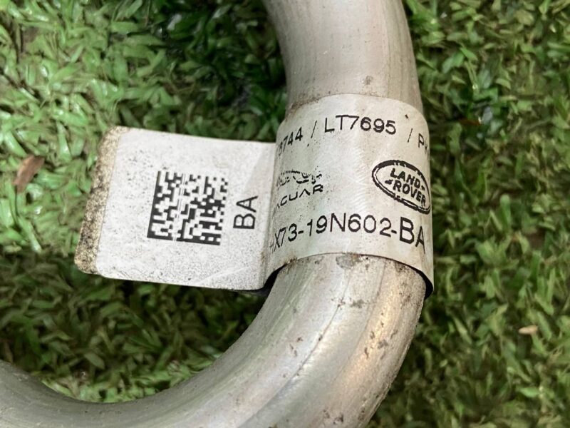 LR091476 Air conditioner pipe 2.0D Range Rover Velar L560 (2018-) Used - Image 12