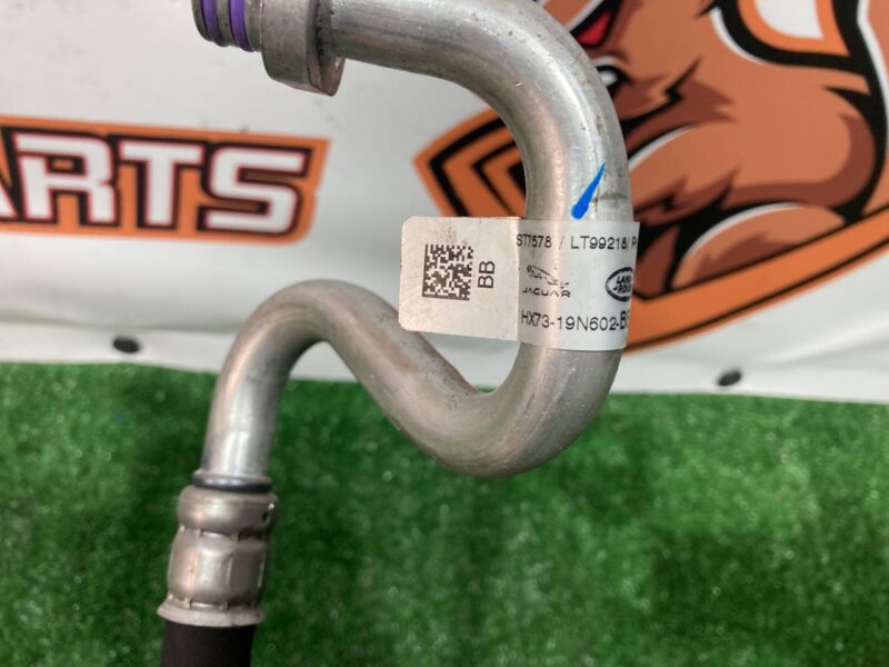 LR091476 Air conditioner pipe 2.0D Range Rover Velar L560 (2018-) Used cost 50 € in stock 6 pcs.