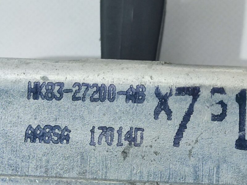 LR091727 Rear door limiter Range Rover Velar L560 (2018-) Used cost 20 € in stock 5 pcs.