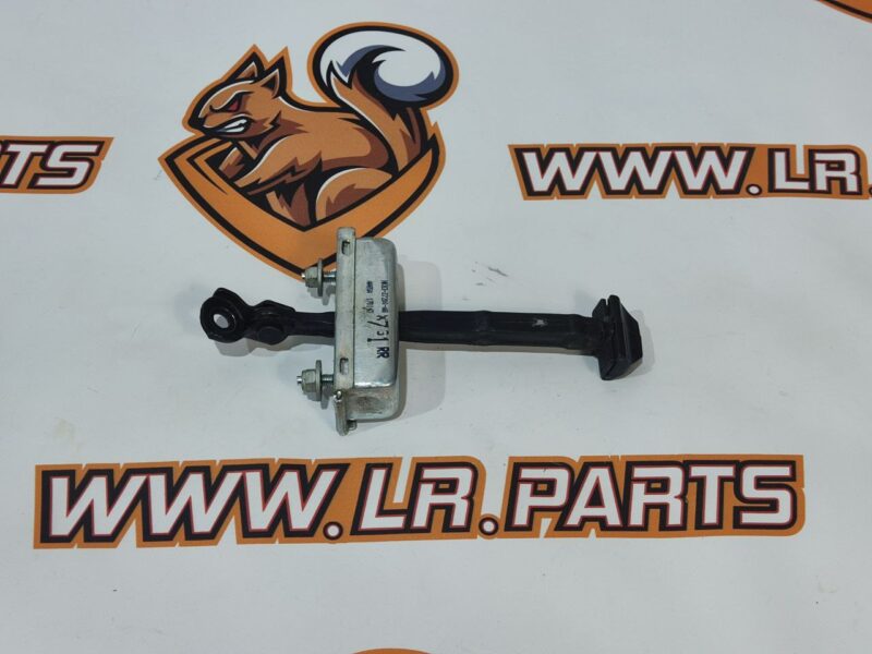 LR091727 Rear door limiter Range Rover Velar L560 (2018-) Used cost 20 € in stock 5 pcs.