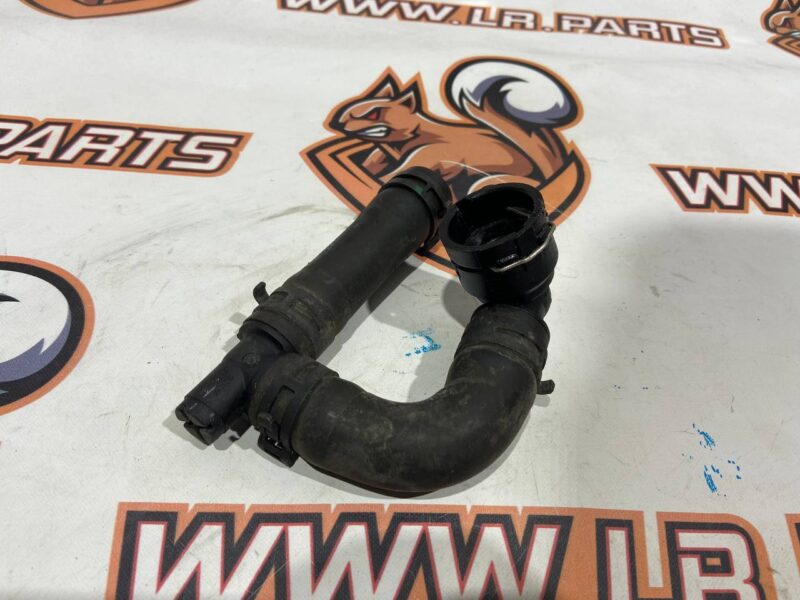 LR091800 Intake pump nozzle Range Rover Velar L560 Used cost 15 € in stock 1 pcs.