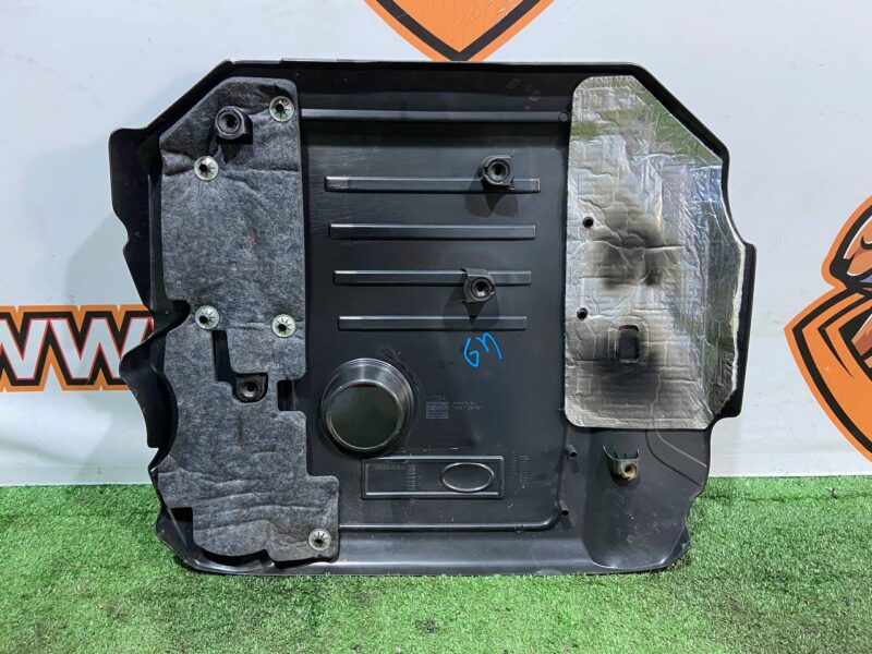 LR091891 Engine cover decorative 2.0 D ingenium RANGE ROVER VELAR (L560) Used cost 100 € in stock 4 pcs.